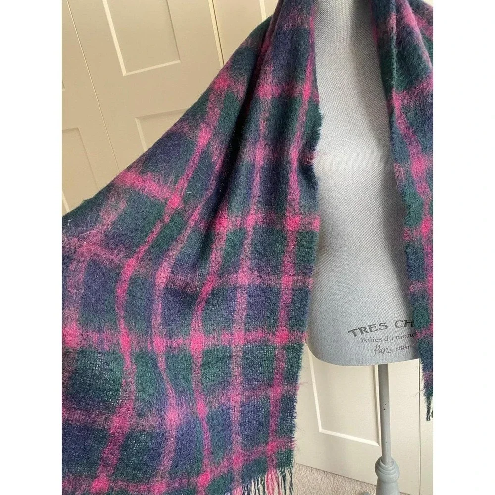 Laura Ashley Mohair Wool Scarf 74